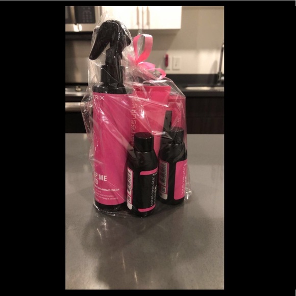 Hi loves!  I’m selling bundles of hair product! - Picture 2 of 4